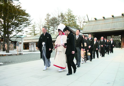 JRタワーホテル日航札幌。挙式会場。神前式では、歴史ある『北海道神宮』など札幌市内の神社から選択