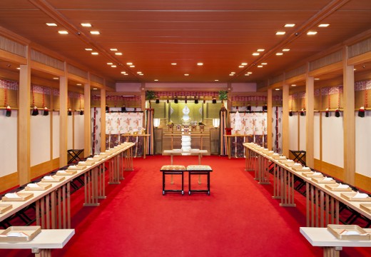 札幌グランドホテル。挙式会場。古式ゆかしい儀式が叶う神殿は36名まで収容可能