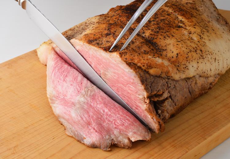 函館国際ホテル。料理。最高級の食材を揃えたホテル自慢の逸品が揃います