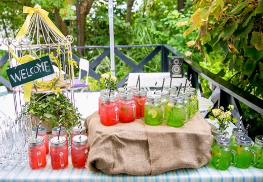 ブランシュメゾン・エ・コートダジュール。料理。ウェルカムドリンクを用意すればゲストに喜ばれるでしょう