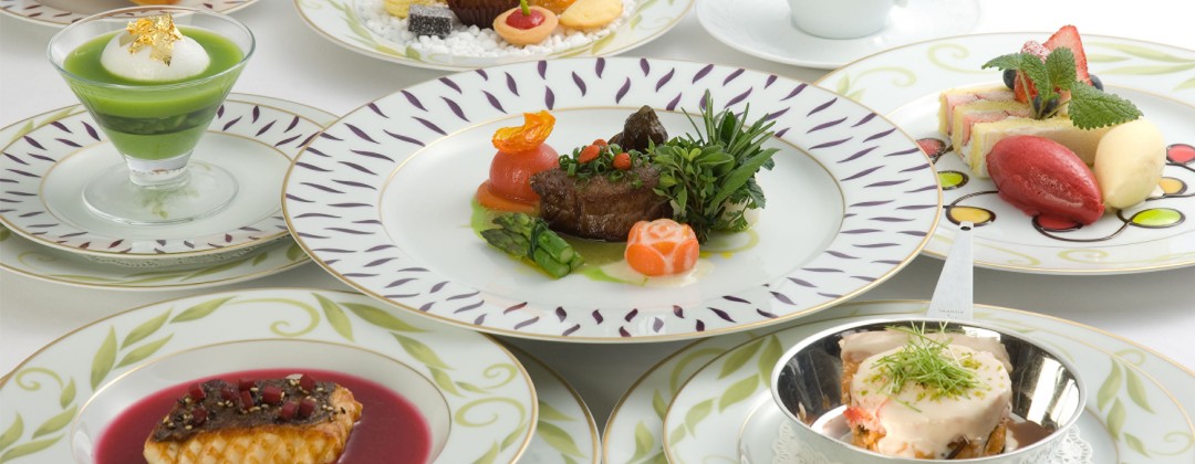 札幌ブランバーチ・チャペル。料理。味・見た目ともにハイレベルな料理の数々。彩り鮮やかな盛り付けで、パーティーを華やかに彩ります