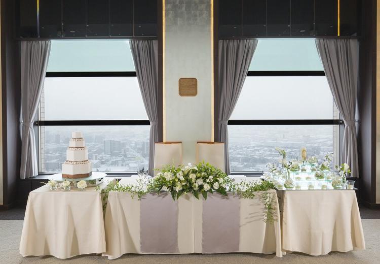 ホテルエミシア札幌。地上100mからの絶景が結婚式をより盛り上げます