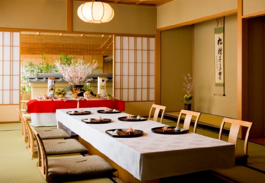 プレミアホテル-TSUBAKI-札幌（プレミアホテル－ツバキ－札幌）。披露宴会場。和婚にぴったりな落ち着いた趣の『日本料理 花城』