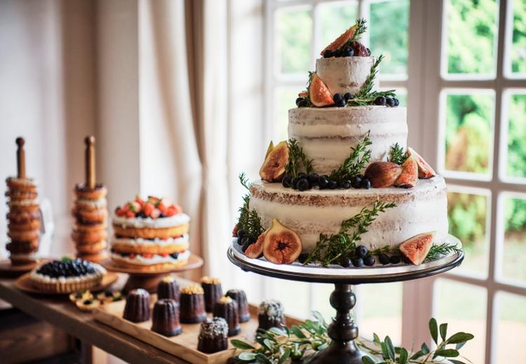 ensoleille（アンソレイユ）。料理。専属のパティシエと直接相談できるので、オリジナルケーキも可能