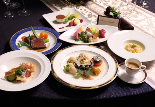石巻グランドホテル。料理。幅広いゲストを満足させることができる和洋折衷料理