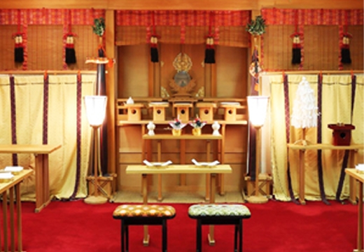 石巻グランドホテル。挙式会場。神殿『昇龍殿』は披露宴会場と同階で移動がスムーズ