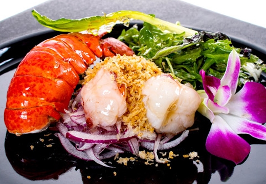 グランド エル・サン。料理。旬の食材を贅沢に使った料理は美味しいと評判です