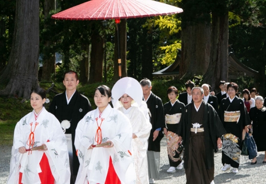 グランド エル・サン。挙式会場。『出羽三山神社』での挙式では憧れの花嫁行列が叶います