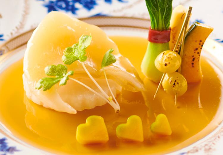 緑の迎賓館 ANGELINA(アンジェリーナ)。料理。珍しい野菜などを取り入れ、特有の香りや辛みも楽しめる中国料理