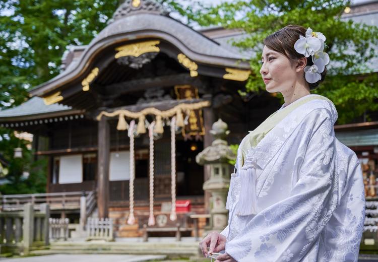 郡山ビューホテル・アネックス。挙式会場。『安積国造神社』までは徒歩5分なのでゲストの移動も安心