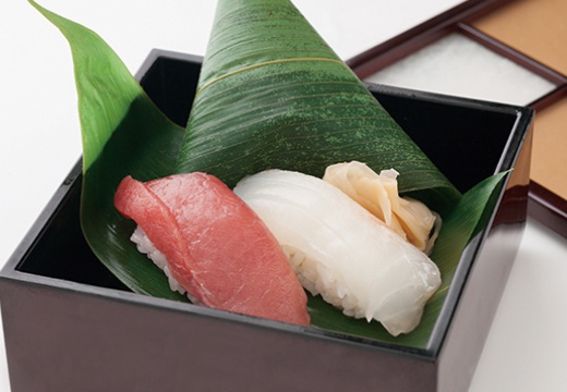 四季彩一力 ブラッサムガーデン。料理。新鮮な魚介類をネタに用いた、世代問わず人気の握り寿司