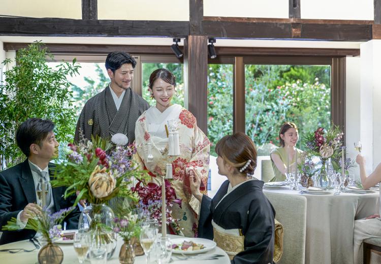 &MINORIE(ミノリエ)。披露宴会場。古民家ならではの木の設えは、和装にもぴったり