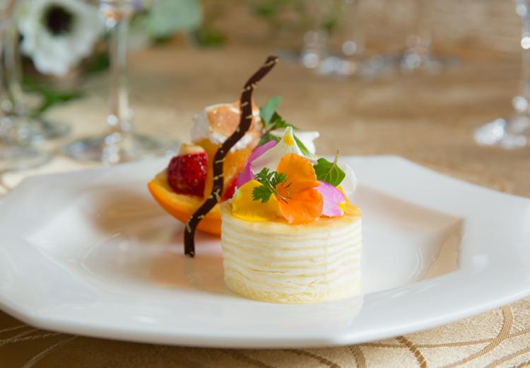 VILLA DOUX(ナチュラル ホーム ウェディング ヴィラ ドゥ)。料理。素材にも盛り付けにもこだわったデザートは、女性ゲストに大好評