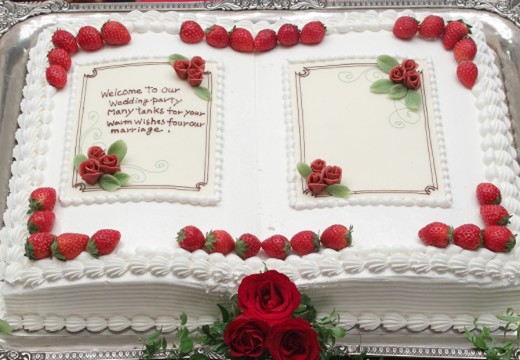 八王子エルシィ。料理。ふたりのストーリーを感じられるウェディングケーキ
