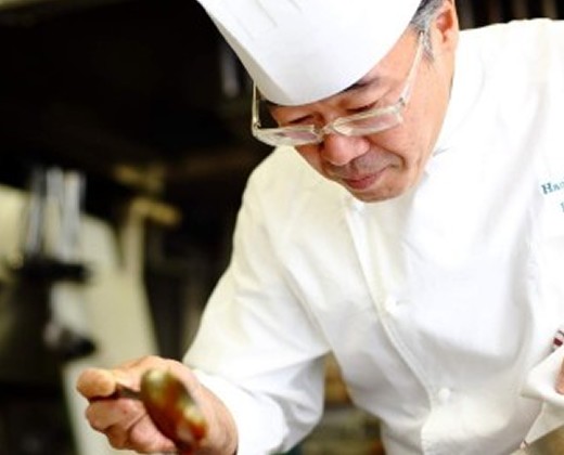 八王子エルシィ。スタッフ。和洋中の料理を監修するシェフ。熟練の技でおもてなしします