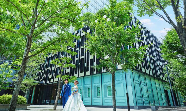 アヴァンセ リアン 東京(AVANCER LIEN TOKYO)。アクセス・ロケーション。目を引くおしゃれな外観。スマートな接客でゲストを出迎えます