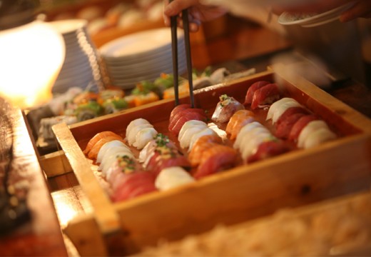 西麻布 権八。贅沢な食材を使った和食の創作料理でゲストをおもてなし
