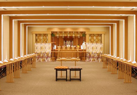 ホテルメトロポリタン エドモント。挙式会場。『出雲大社』の神様を祀る神殿には、44名まで収容できます