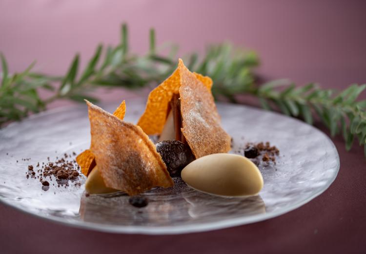 リーガロイヤルホテル東京。料理。ゲストや先輩花嫁からの人気が高い「モンブランの再構築」