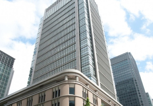 アンティカ・オステリア・デル・ポンテ。アクセス・ロケーション。東京駅から1分、地下道で直結する丸の内ビルディング最上階