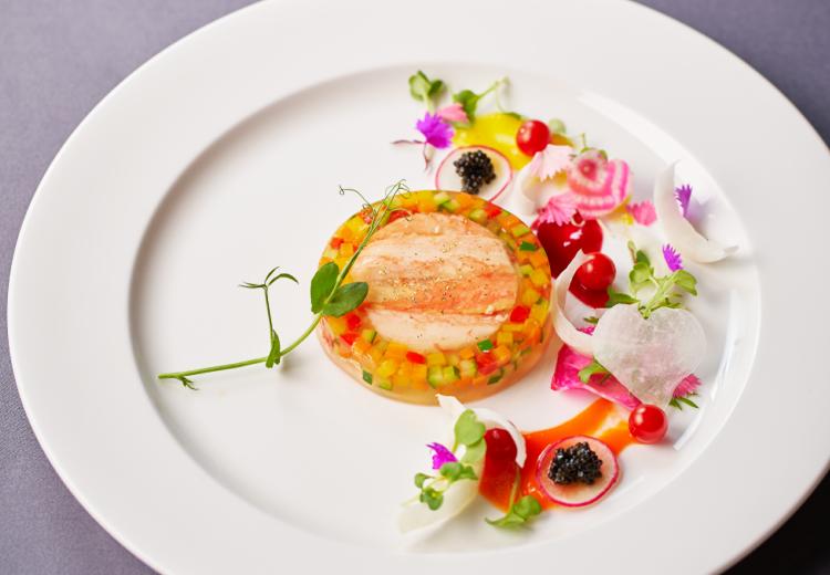 国際文化会館(インターナショナルハウス オブ ジャパン) 。料理。各界のVIPをもてなしてきた伝統の味をゲストに振舞えます