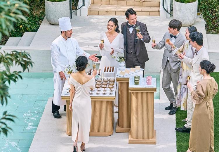 ニーズ青山 by T&G WEDDING (旧 青山迎賓館)。料理。ガーデンでのデザートビュッフェなどゲストと楽しめる演出も可能