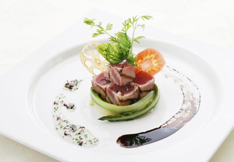 サンシャインスカイブライダル。料理。味はもちろん見た目でも楽しめるメニューに仕上げられています
