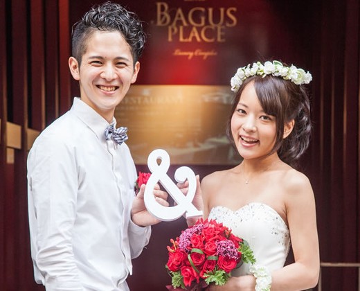 THE BAGUS PLACE(バグースプレイス)。演出・小物。ゲストと一緒に楽しい写真が残せるフォトプロップスの演出