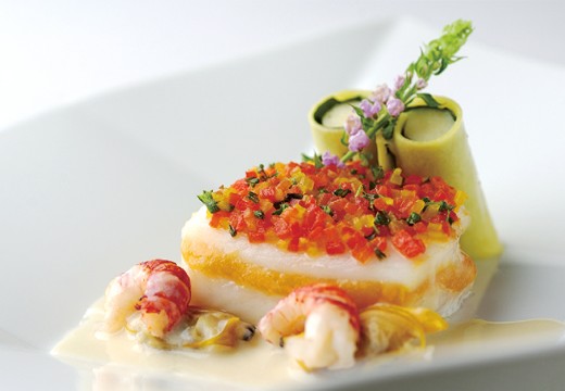 L’Alliance(ラリアンス)。料理。こだわりの素材を活かした繊細な味わいにゲストも絶賛