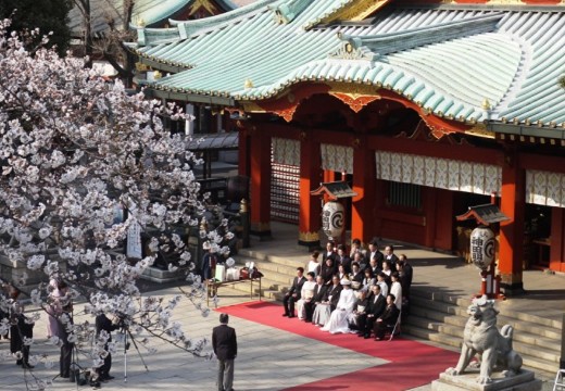 L’Alliance(ラリアンス)。挙式会場。近隣の『神田明神』。神前式も移動や進行をフルサポート