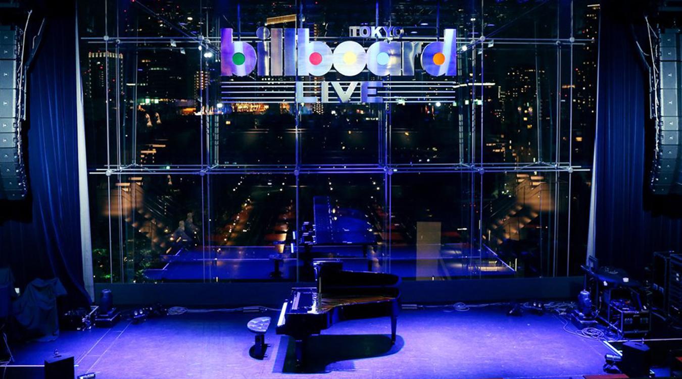 Billboard Live TOKYO(ビルボードライブ東京)。世界中で絶大な信頼を集める音楽ブランド「ビルボード」の名を冠したライブレストラン。アーティストが立つステージで挙式が実現