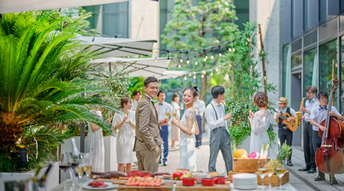 Los Angeles balcony Terrace Restaurant & Moon Bar（ロサンジェルス バルコニー テラスレストラン＆ムーンバー）