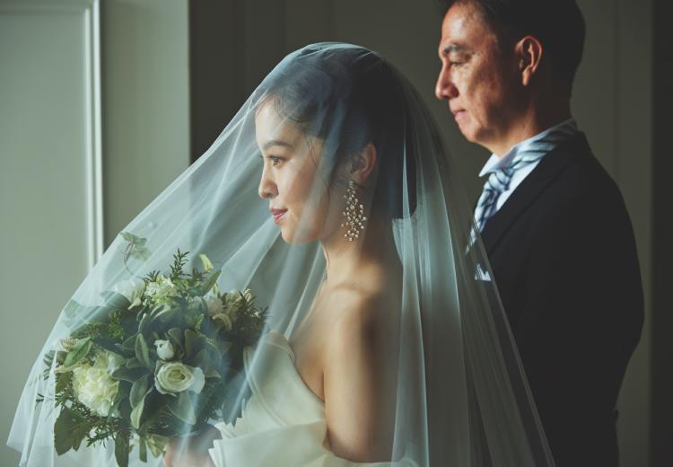 ルクリアモーレ銀座。挙式会場。厳かな教会式と進行や演出を自由にアレンジできる人前式に対応