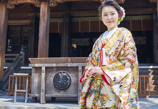 かぐら坂 志満金。挙式会場。花嫁支度から挙式、披露宴までサポートしてもらえるので安心