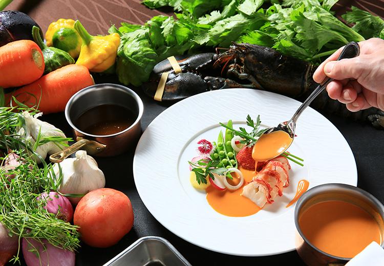 THE SAKAKI TOKYO(ザ サカキ トウキョウ)。日本料理とモダンフレンチを融合させた婚礼料理を提案