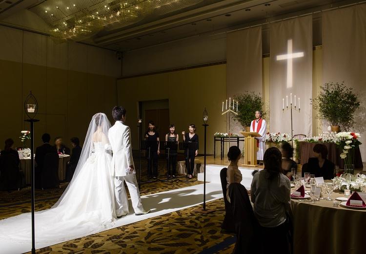湯本富士屋ホテル。挙式会場。ゲストが立会人となるホテルオリジナルの披露宴内ゴスペル挙式