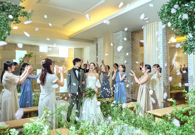 THE CLASSICA BAY RESORT(ザ クラシカ ベイリゾート)。挙式会場。会場の装飾や式の進行も自由度の高さがポイントです