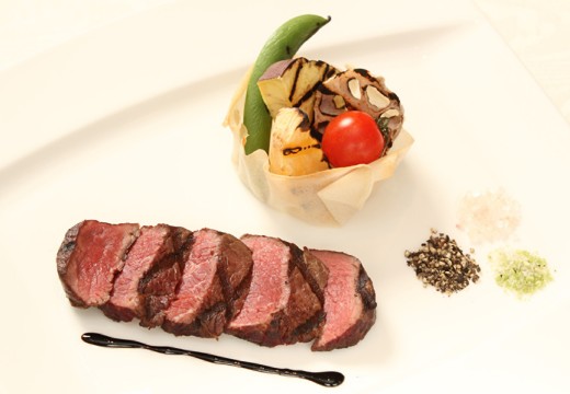 THE SEASON’S (ザ・シーズンズ)。料理。季節の味わいがふんだんに盛り込まれた贅沢な一皿