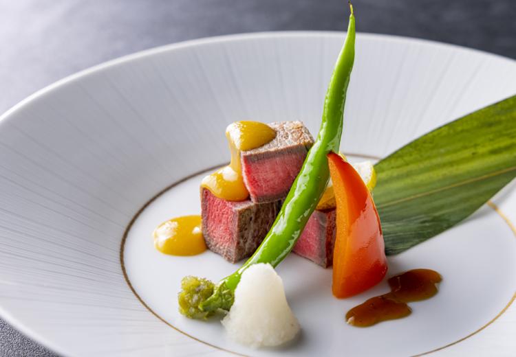 ヒルトン小田原リゾート&スパ。料理。年配のゲストに配慮したメニューやアレルギーへの対応も可能