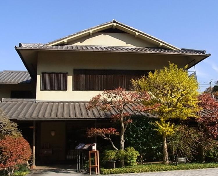 鎌倉 鉢の木。アクセス・ロケーション。歴史ある鎌倉を舞台に、日本の伝統に彩られた結婚式が実現