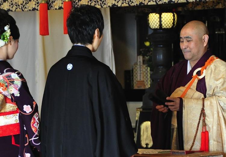 鎌倉 鉢の木。挙式会場。『円覚寺』や『建長寺』など希望の寺院での仏前結婚式にも対応