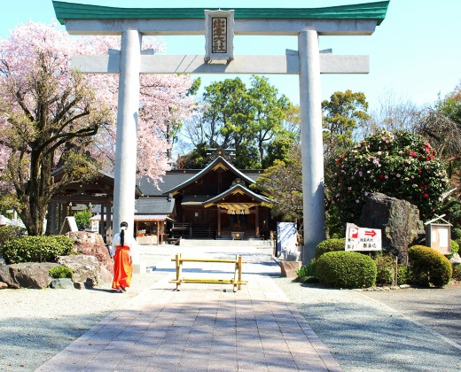 出雲大社 相模分祠。アクセス・ロケーション。縁結びのパワースポットとしても信仰を集めている神社