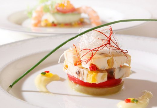 セントパトリック・チャーチ/ロイヤルホールヨコハマ。料理。シェフの豊かな感性が垣間見える美しい盛り付けの料理