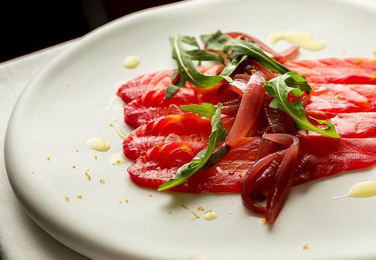 THE GRAND ORIENTAL MINATOMIRAI(グランドオリエンタル みなとみらい)。料理。使用する食材は産地にこだわり世界各地からセレクト