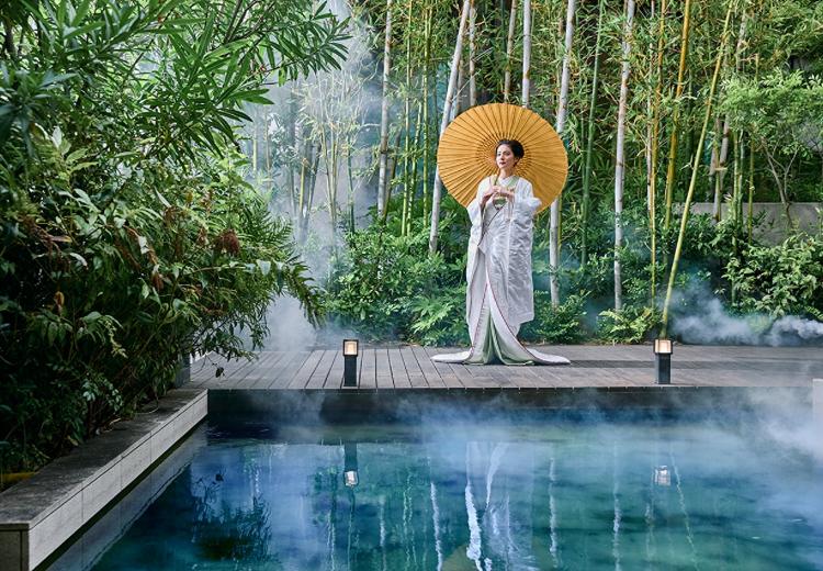 THE GRAND ORIENTAL MINATOMIRAI(グランドオリエンタル みなとみらい)。挙式会場。自然と融合した空間は、洋装はもちろん和装もよく似合います