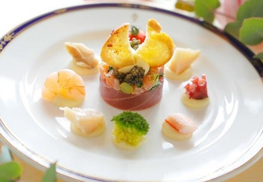 山手十番館ウエディング ハウス&ガーデン。料理。ゲストのアレルギー対応も万全で、安心して料理を楽しめます