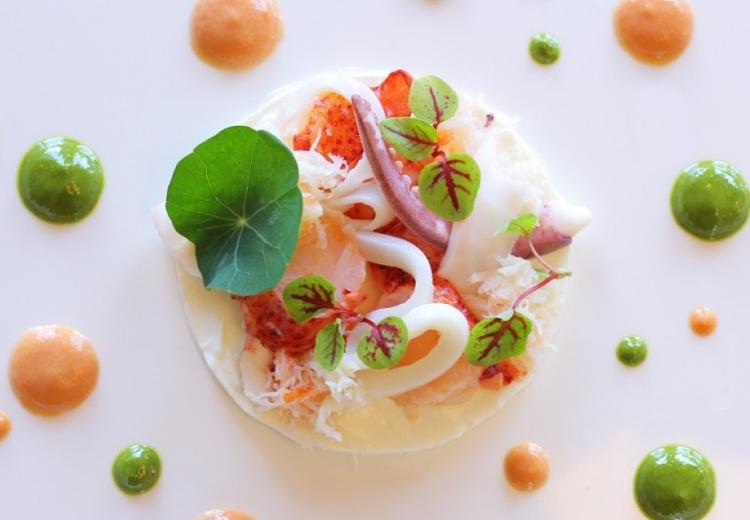 山手十番館ウエディング ハウス&ガーデン。料理。まるで一枚の絵画のように美しい盛り付けも、料理の魅力です