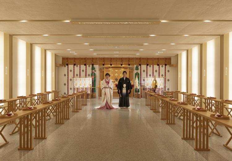 オークラ千葉ホテル  。挙式会場。日本古来の誓いを立てる神殿『雅宝殿』は60名まで着席可能