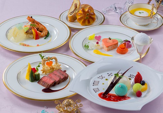 東京ベイ舞浜ホテル ファーストリゾート。料理。プリンセスをイメージしたコース料理も8種類そろっています