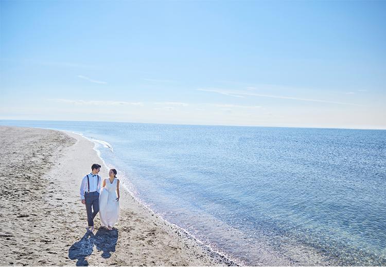 THE SURF OCEAN TERRACE(ザ・サーフ オーシャンテラス)。アクセス・ロケーション。オーシャンフロントで結婚式をしたいカップルには理想の立地